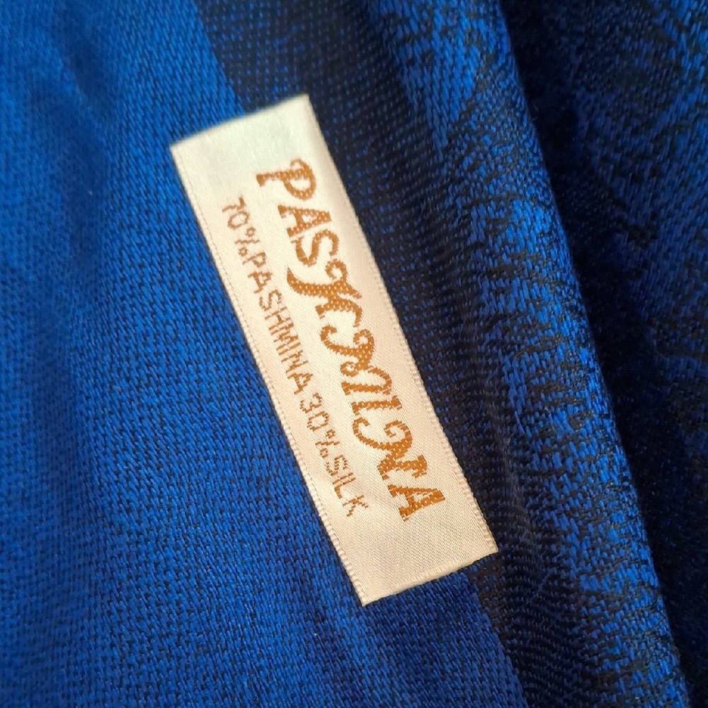 Pashmina Blue Scarf - Picture 4 of 4